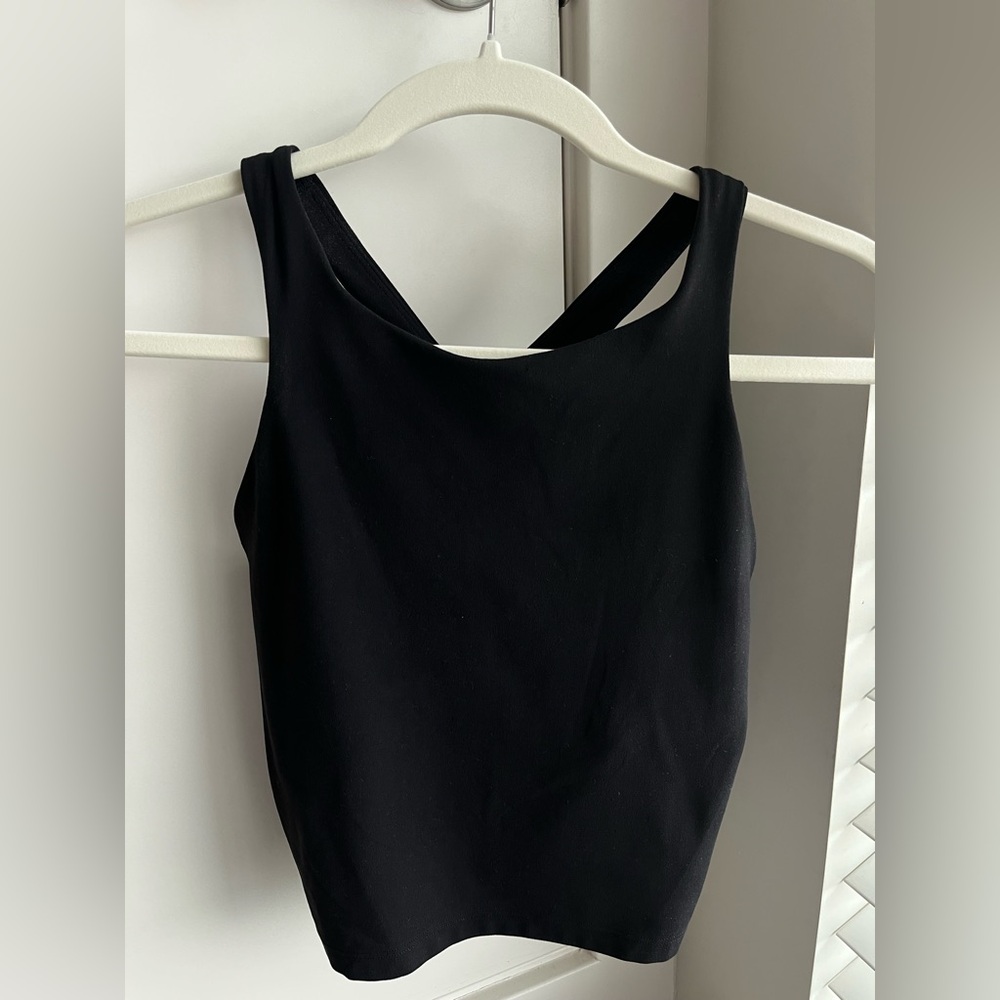 Athleta Purpose Crop Sports Bra Size Small D-DD Black